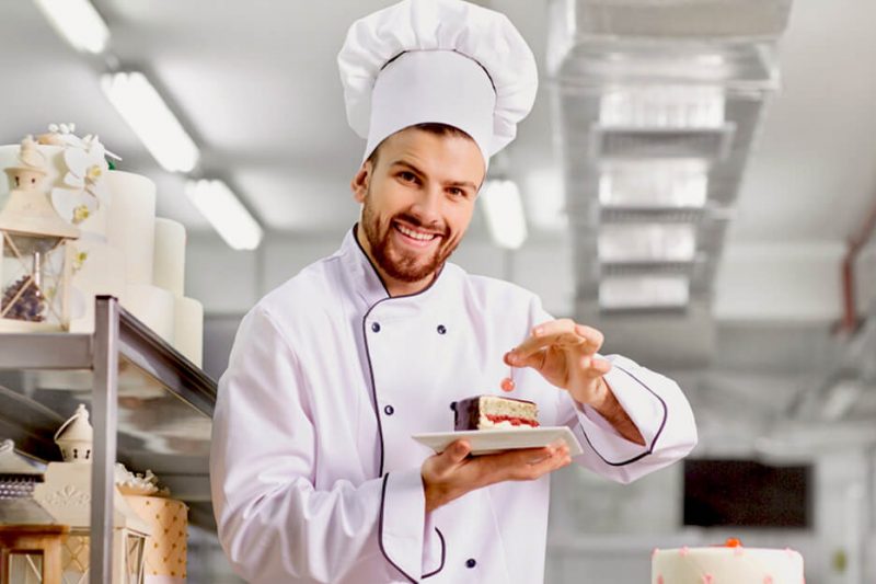 بررسی مهارت و استخدام آشپز